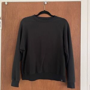 2 for 1 Frank&Oak Black and Brown Crew Neck Sweatshirts